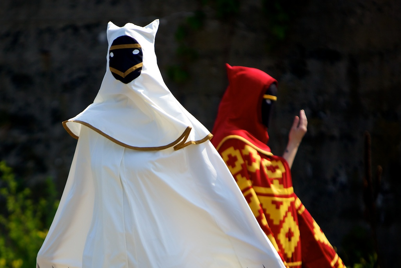 Illustration for article titled Journey Cosplay is Tough, Because Humans Have Arms